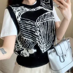 KPOP Women Printed Cotton Pullover-image-89