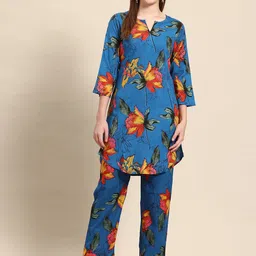 A&K Floral Printed Tunic With Trousers-image-83