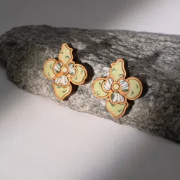 WHE Wooden Fabric Floral Shaped Studs-11