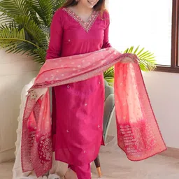 URMIR FASHION Women Ethnic Motifs Embroidered Regular Thread Work Kurta with Trousers & With Dupatta-picture-15