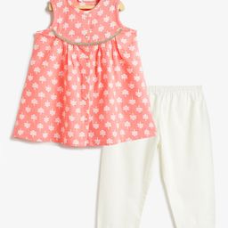 Campana 100% Cotton Woven Sleeveless Floral Printed & Gota Lace Embellished Coordinating Kurti Pant Set - Peach & White-image-81