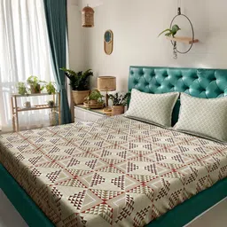 KLOTTHE Beige & Brown Geometric Printed Cotton 400 TC King Bedsheet Sets 2.5 m x 2.25 m-11