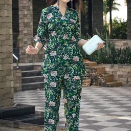 NAINVISH Floral Printed V-Neck Three-Quarter Sleeves Top With Trouser-picture-49