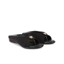 HUNYZA FOOTWEAR Women Embellished Open Toe Flats-50