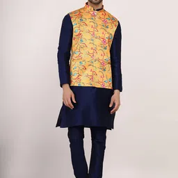 Sadree Mandarin Collar Long Sleeves Straight Kurta with Churidar & Nehru jacket-image-26