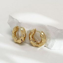 FIMBUL Gold-Plated Textured Circular Shaped Hoop Earrings-16
