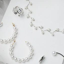 Joker & Witch Shining Pearl Necklace Set with Bracelet & Ring-image-82