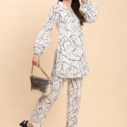 Noia Abstract Printed V-Collar Tunic With Trouser Co-Ords image 2