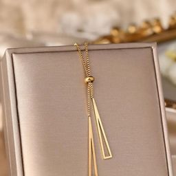 Fashion Frill Gold-Plated Triangular Pendants with Chains-image-86