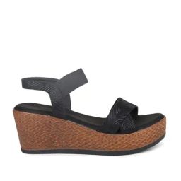 Inc.5 Women's Black Ankle Strap Wedges-image-93