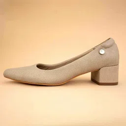 Ozuri Textured Block Heel Pumps image 3