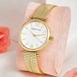 JOKER & WITCH Women Embellished Dial & Stainless Steel Bracelet Style Straps Analogue Watch AMWW891-39
