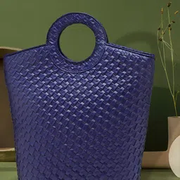 ENSAC PU Structured Handheld Bag with Quilted image 1