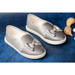 boyz n galz Shimmer Bow Applique Detailed Casual Shoes - Sliver-image-65