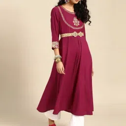 KSUT Pink Embroidered A Line Kurta-image-61