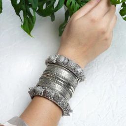Teejh Silver-Plated Jagrita Stacked Bracelets for Women - Set of 3-picture-10