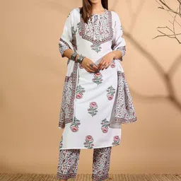 Anouk Women Floral Printed Regular Kurta with Trousers & With Dupatta-12