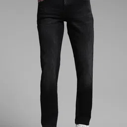 Jack & Jones Men Slim Fit Low-Rise Light Fade Stretchable Jeans-image-30