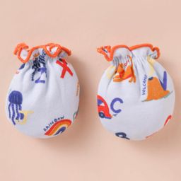 Ben Benny Interlock Knit Cap Mittens & Booties With Alphabet Print - White image 4