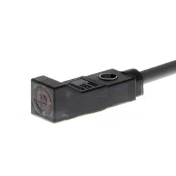 Omron E2S Proximity Sensor Super-Compact Type 2.5 mm Sensing Distance DC 2-Wire NO, E2S-Q21 2M OMS-38