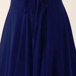 DIVASTRI Embroidered Thread Work Semi-Stitched Lehenga & Unstitched Blouse With Dupatta image 5