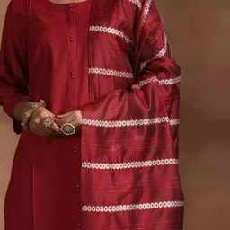 Libas Round Neck Pleated Straight Kurta with Trousers & Dupatta image 2