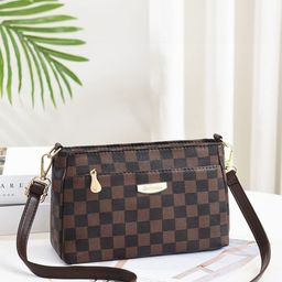 MOMISY Women Checked Crossbody-image-2
