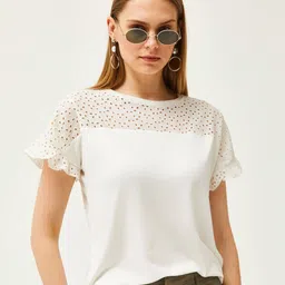 Olalook Women Printed Monochrome Pockets T-shirt-image-15