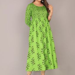 PRIYAGANI GARMENTS Women Floral Printed Thread Work Kurta-image-87