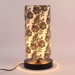 Tucasa TC-22 27.94 cm (11 Inch) Filigree Design Print Table Lamp with Metal Base-image-131