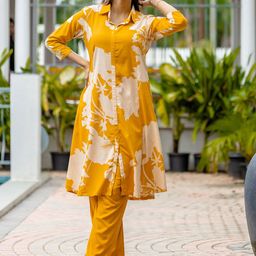 MITTOO Floral Printed Shirt Collar A-Line Kurta With Pyjama-picture-28