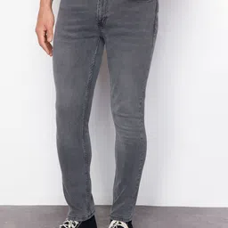 Trendyol Men Slim Fit Mid-Rise Light Fade Jeans-image-86