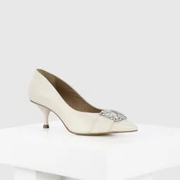Oroh Women Leather Embellished Kitten Pumps-21