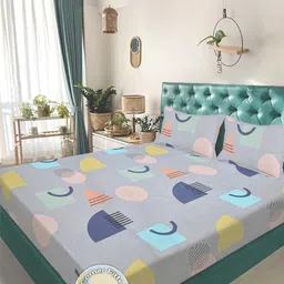 KLOTTHE Grey Geometric Printed Fitted 300 TC King Bedsheet With 2 Pillow Covers-picture-19