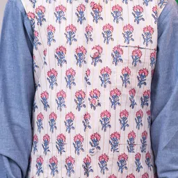 VASTRAMAY Boys Regular Kurta & Pyjamas With Printed Nehru Jacket image 5