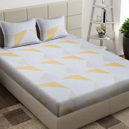 Arrabi White & Yellow Geometric 300 TC King Bedsheet with 2 Pillow Covers-image-40