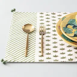 Eyaas Set of 2 Green Lotus Chanderi Table Mat image 2