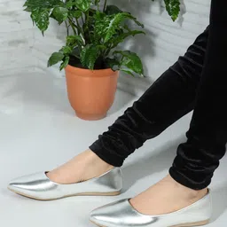 ICONICS Pointed Toe Ballerinas-7