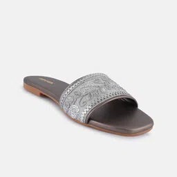 Anouk Grey Embellished Open Toe Ethnic Flats image 3