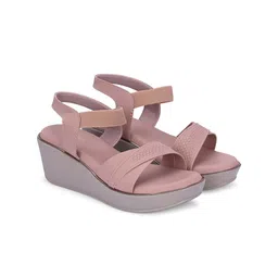 CLOG LONDON Textured Wedge Sandals image 4