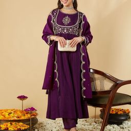 MOKOSH Women Floral Embroidered Regular Sequinned Kurta with Trousers & With Dupatta image 5