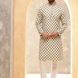 SOJANYA Men Embroidered Regular Thread Work Kurta with Pyjamas-picture-9