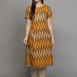 Cot'N Soft Women Keyhole Neck Flared Sleeves Thread Work Handloom Kurta-image-9