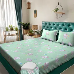 KLOTTHE Green & White Cartoon Printed Pure Cotton 400 TC King Bedsheet Set 2.5 m x 2.25 m-52