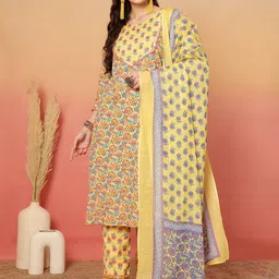 Sangria Floral Printed Gotta Patti Round Neck Pure Cotton Kurta With Trouser & Dupatta-18