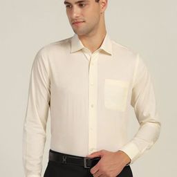 Blackberrys Men India Slim Spread Collar Solid Cotton Slim Fit Casual Shirt-image-6
