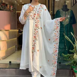 CANIZZARO Women Ethnic Motifs Embroidered Kurta with Trousers & Dupatta-image-10