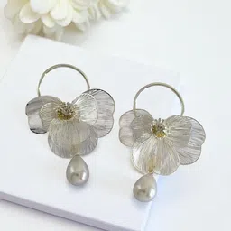 AVANT-GARDE PARIS Silver-Plated Artificial Stones And Pearls Beaded Floral Drop Earrings-picture-43
