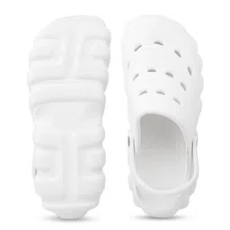JACKRUNNER Men Self Design Clogs image 3