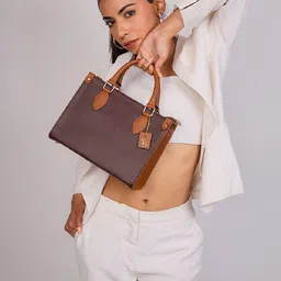 YUVA STREE Women Structured Hobo Bag-10